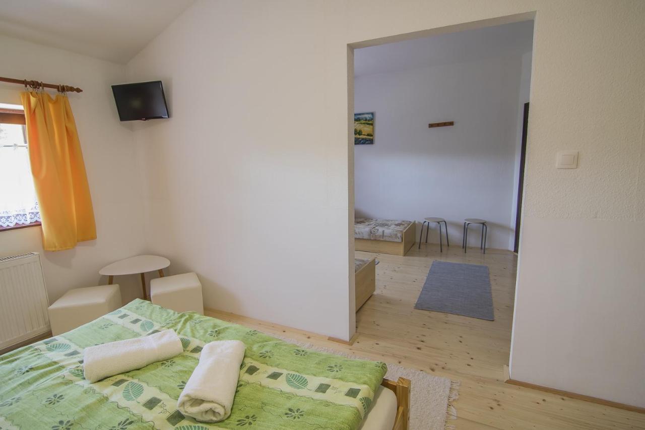 Orsegi Patakparti Alpaka Panzio Bed & Breakfast Kisrakos Exterior photo